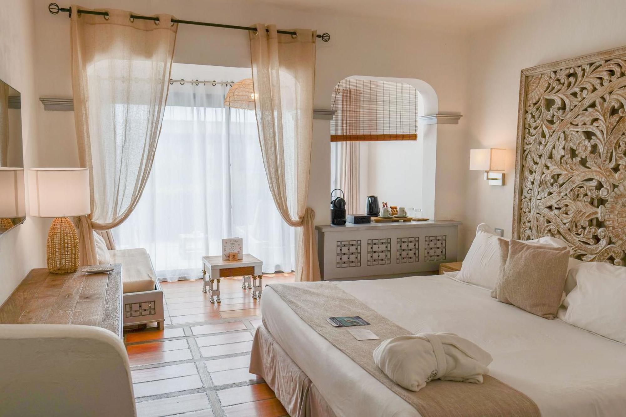 Hotel Le Roi Theodore & Spa Порто-Веккьо Экстерьер фото